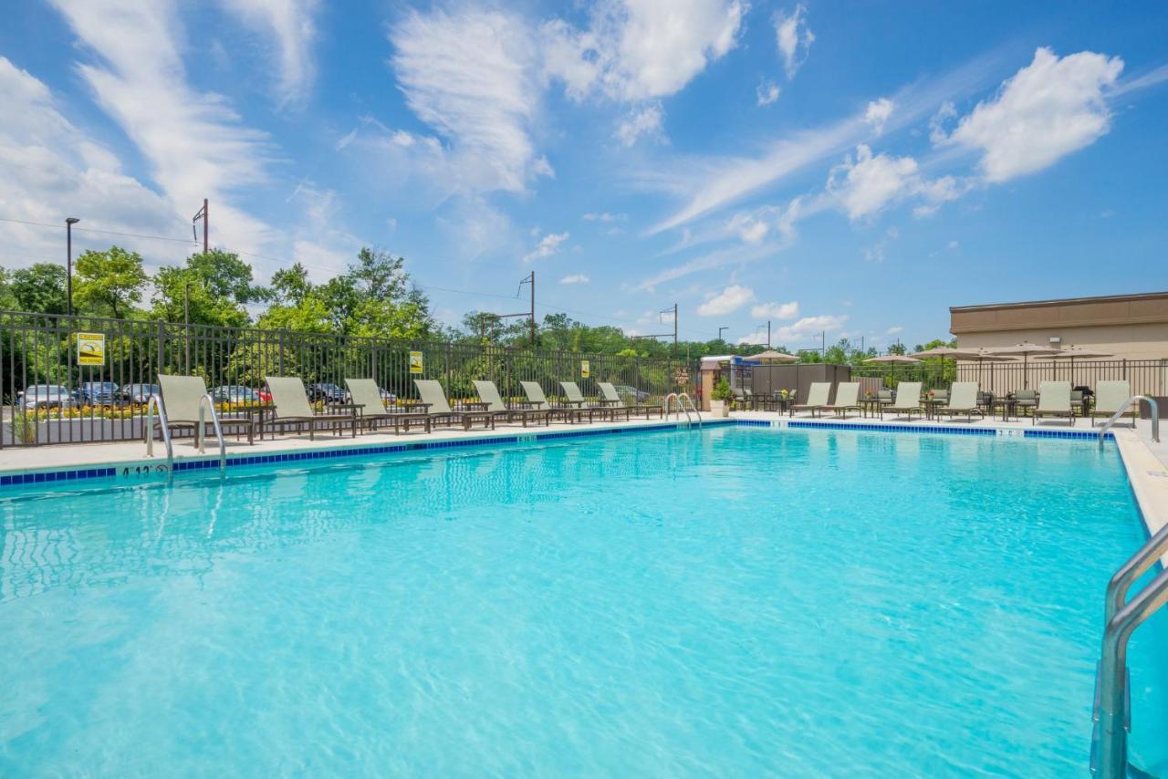 Holiday Inn Express & Suites Ft. Washington - Philadelphia By Ihg Fort Washington Exterior photo
