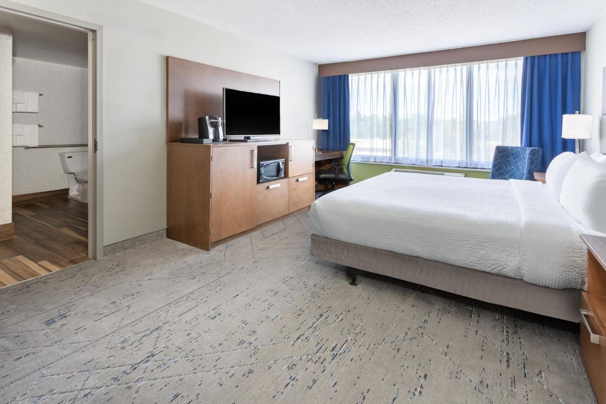 Holiday Inn Express & Suites Ft. Washington - Philadelphia By Ihg Fort Washington Exterior photo