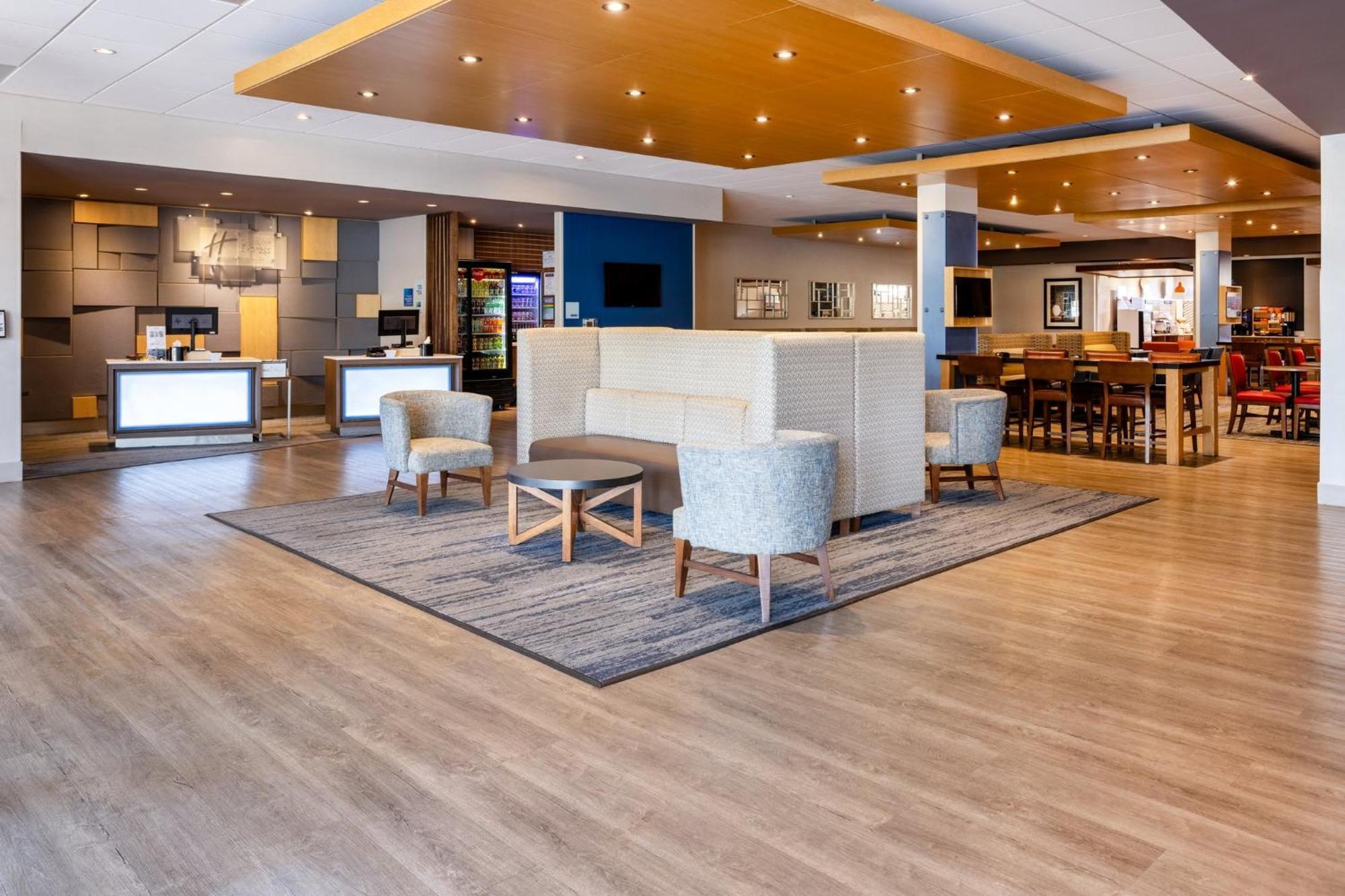 Holiday Inn Express & Suites Ft. Washington - Philadelphia By Ihg Fort Washington Exterior photo